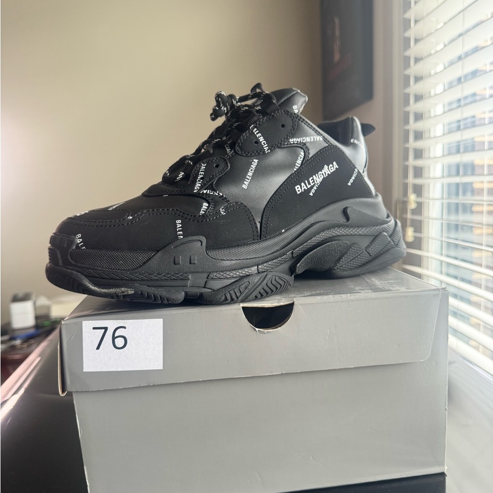 Balenciaga Triple S All Over Logo – Black – EU 45 / US 12 - Picture 3 of 9